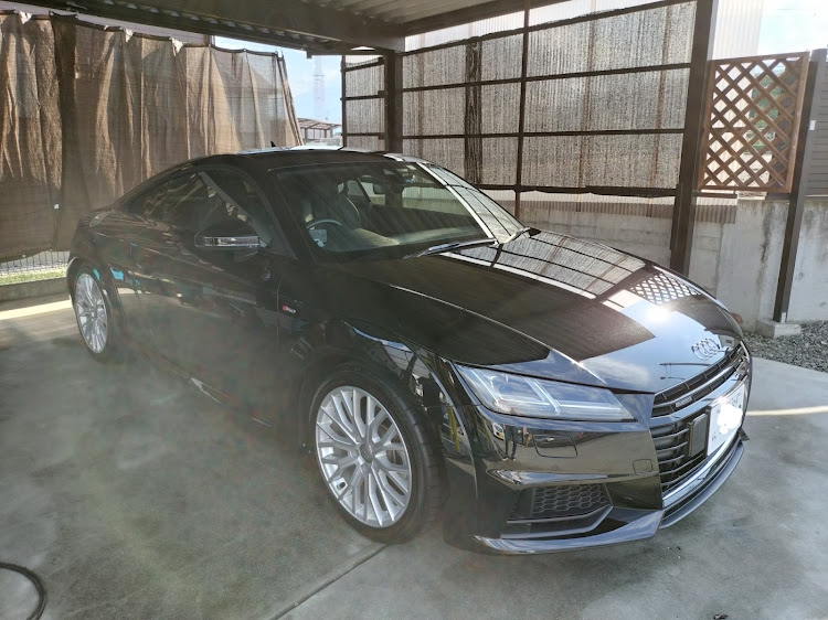 TT クーペの洗車、コーティング・黒ボディ・アウディのある生活・アウディ好きに関するカスタム事例の投稿画像3枚目
