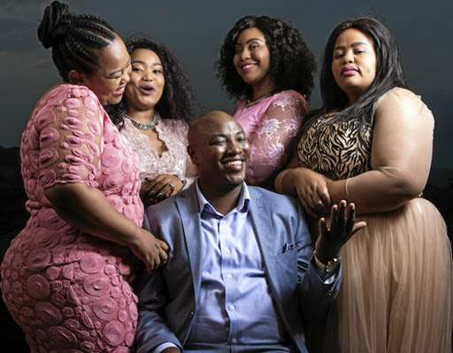 Polygamist Musa Mseleku and his four wives is highly sought by ladies after revealing he is looking to take wife no 5. /Supplied