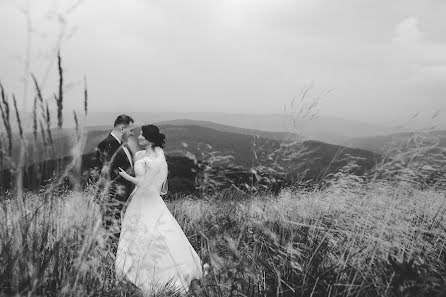 結婚式の写真家Emilia Juchniewicz (kreatywni)。2020 3月17日の写真