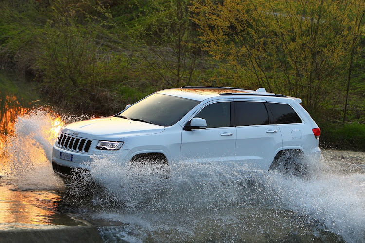 The Jeep Grand Cherokee carries 93.5l of fuel.