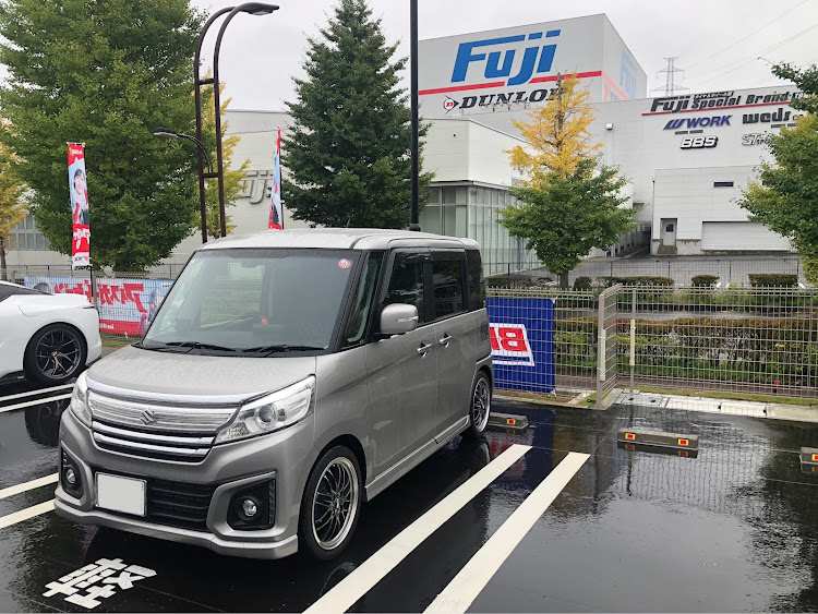 スペーシアカスタムのカインズホーム・フジコーポレーション・SCREEN・車検ステッカー・100万超えのホイールに関するカスタム事例の投稿画像3枚目