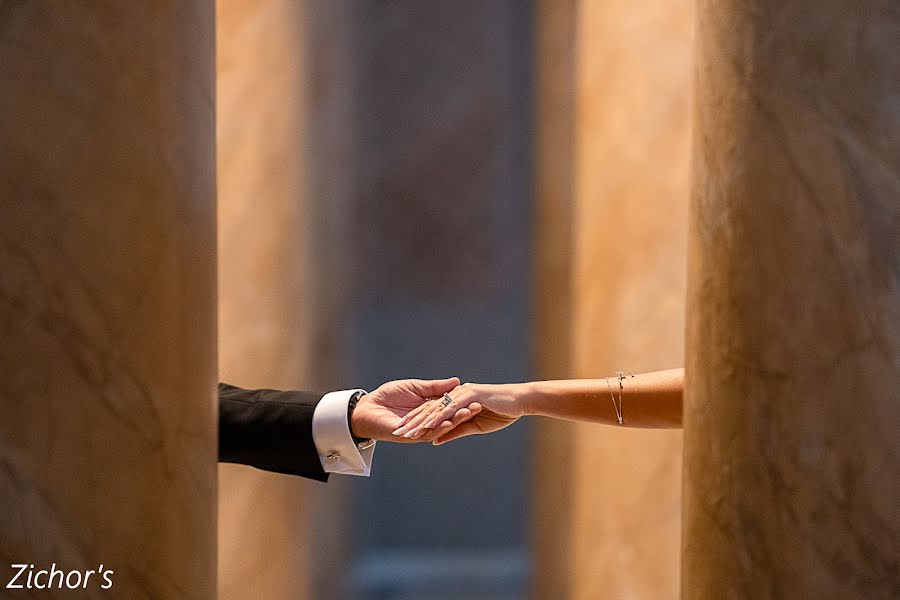 Fotógrafo de casamento Zichor Eduard (zichors). Foto de 12 de dezembro 2022