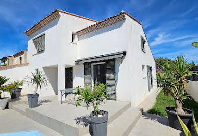 House with pool and terrace 2