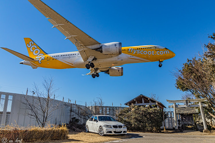 3シリーズ セダンのE90・discover_ct・飛行機コラボ・神社・カメ活に関するカスタム事例の投稿画像1枚目