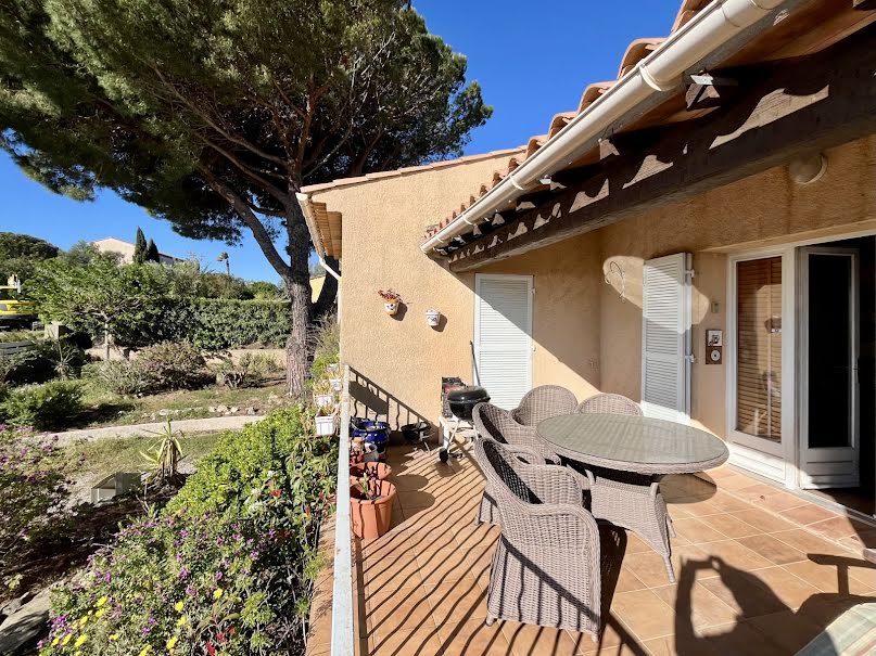 Vente villa 6 pièces 153.9 m² à Sainte-Maxime (83120), 945 000 €