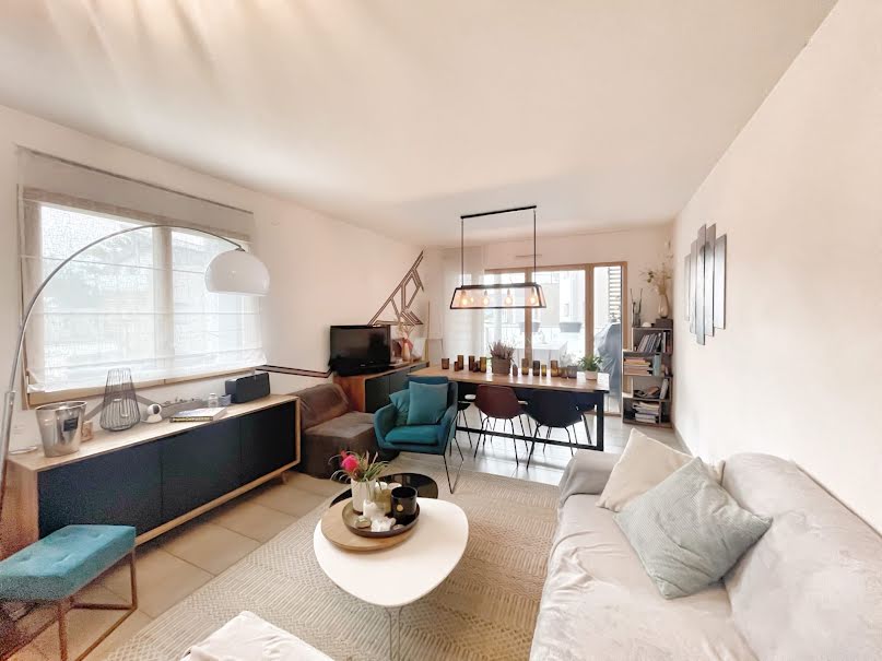 Vente appartement 3 pièces 76 m² à Prévessin-Moëns (01280), 480 000 €