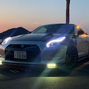 NISSAN GT-R R35