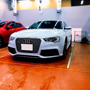 RS5 クーペ B8