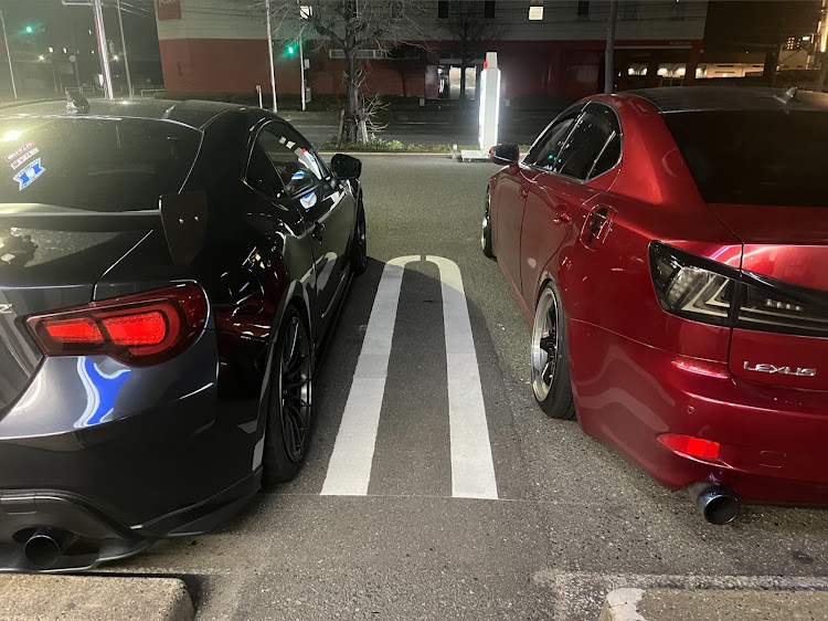 ISのGSE20・ZN8・おしりショットに関するカスタム事例の投稿画像4枚目