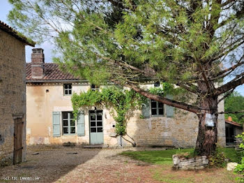 maison à Aunac-sur-Charente (16)