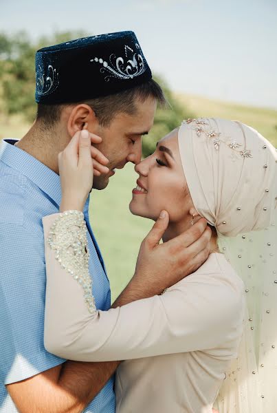 Wedding photographer Aliya Akhmadeeva (bonya555). Photo of 19 August 2019