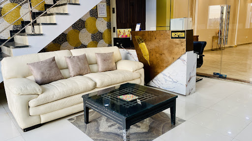 B&B Estrella Hotel And Resort — business photo 2