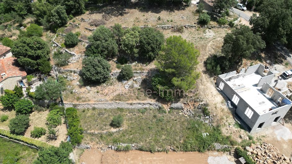 Vente terrain  973 m² à Carces (83570), 122 300 €