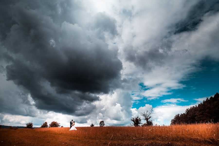 Svadobný fotograf Christophe TATTU (tattu). Fotografia publikovaná 16. apríla 2015