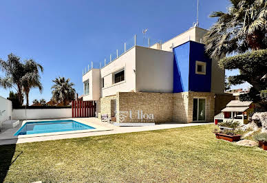 Villa with pool and terrace 15