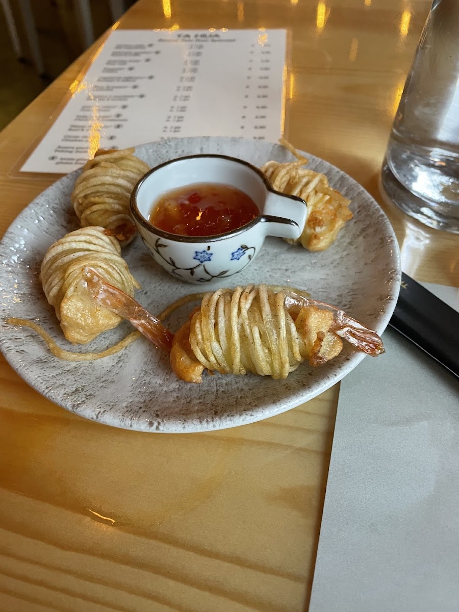 Shrimp with potato dim sum