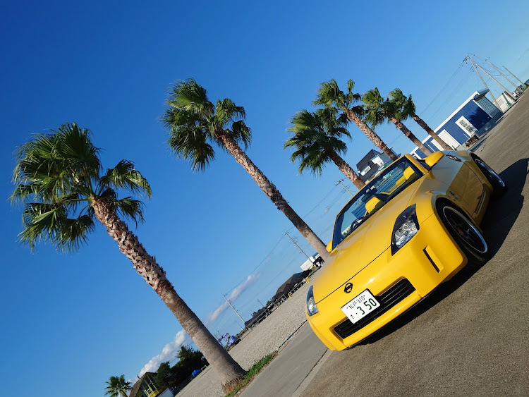 フェアレディZ ロードスターのＺ33・オープンカー・あなたのヘッドライトは？・稲フォルニアに関するカスタム事例の投稿画像1枚目