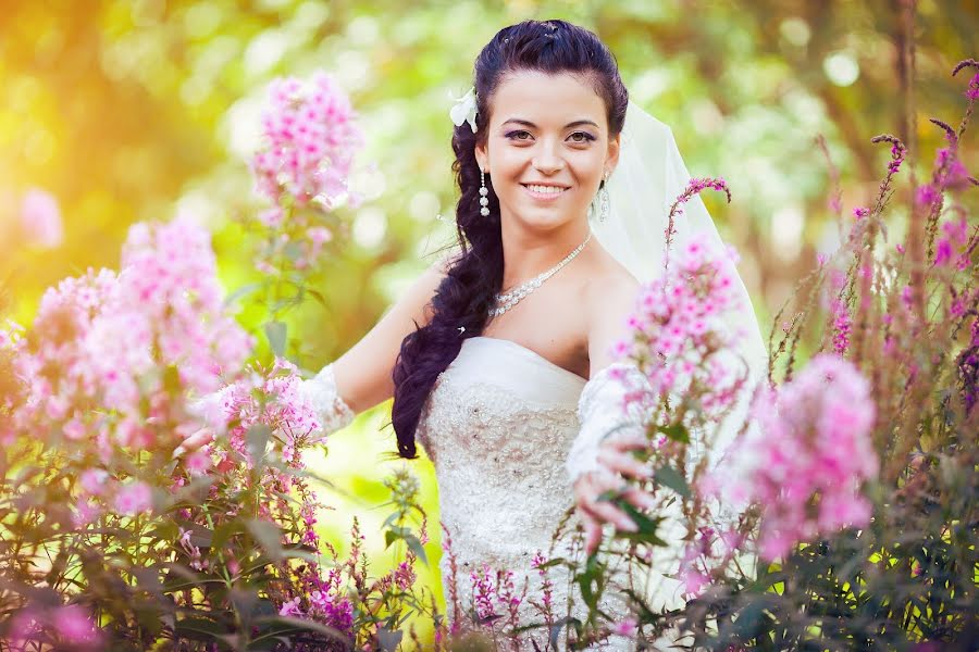 Jurufoto perkahwinan Alex Brown (happywed). Foto pada 11 Jun 2013