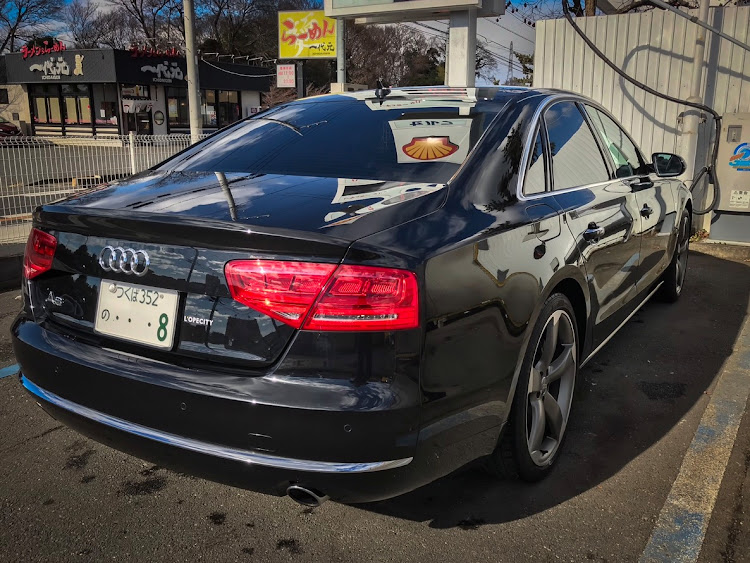 A8のアウディ・A8・洗車・Audiに関するカスタム事例の投稿画像1枚目
