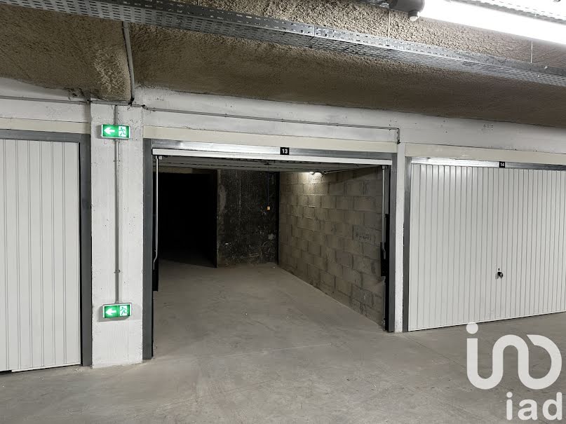 Vente parking  17 m² à Choisy-le-Roi (94600), 17 000 €