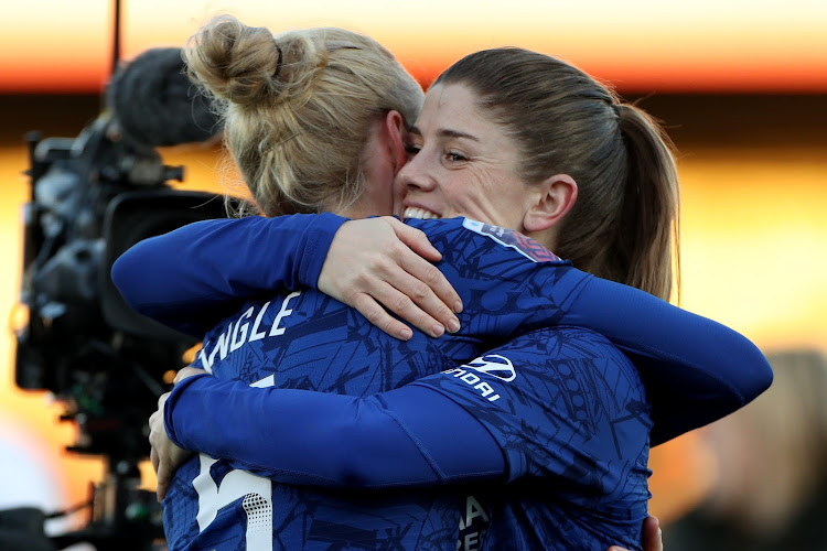 🎥 Nog mooier dan Vanaken? Geniet van deze prachtige volley van Sophie Ingle in Arsenal - Chelsea