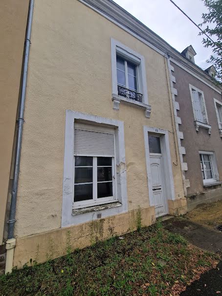 Vente maison 3 pièces 88 m² à Le Lude (72800), 69 600 €