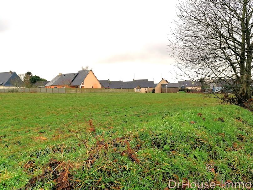 Vente terrain  8000 m² à Saint-Hilaire-du-Harcouët (50600), 135 200 €