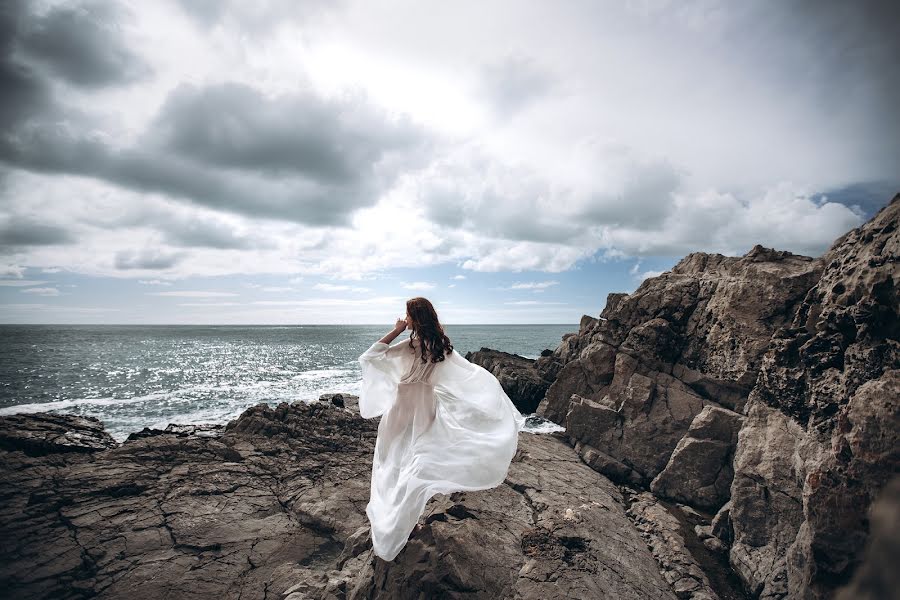 Fotógrafo de bodas Kseniya Tischenko (treescode). Foto del 4 de abril 2018