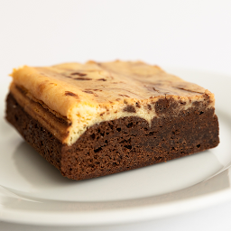 Cheesecake Brownie