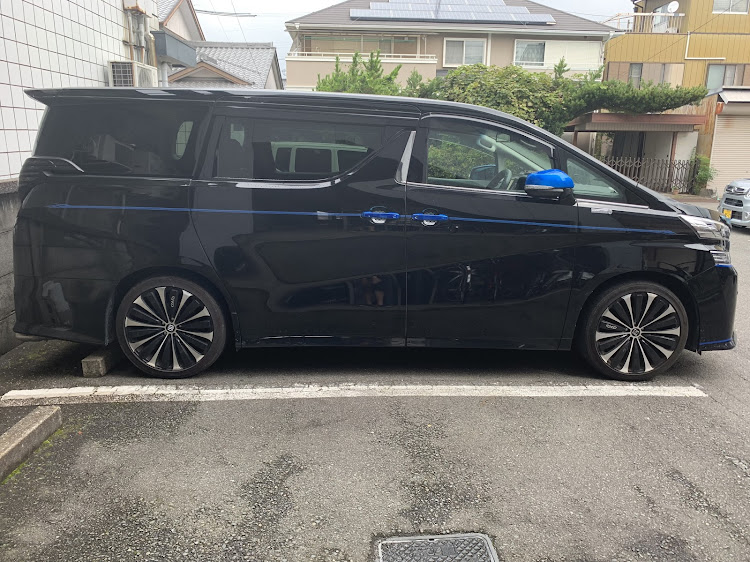 ヴェルファイアの車高調整に関するカスタム事例の投稿画像2枚目