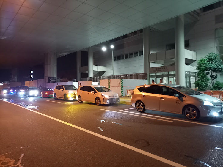 アルテッツァの福岡空港国際線✈️・ナイトなみーてぃんグ〜・いいねとコメント感謝しております🙇・楽しかった思い出に関するカスタム事例の投稿画像12枚目