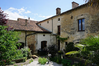 maison à Rudeau-Ladosse (24)