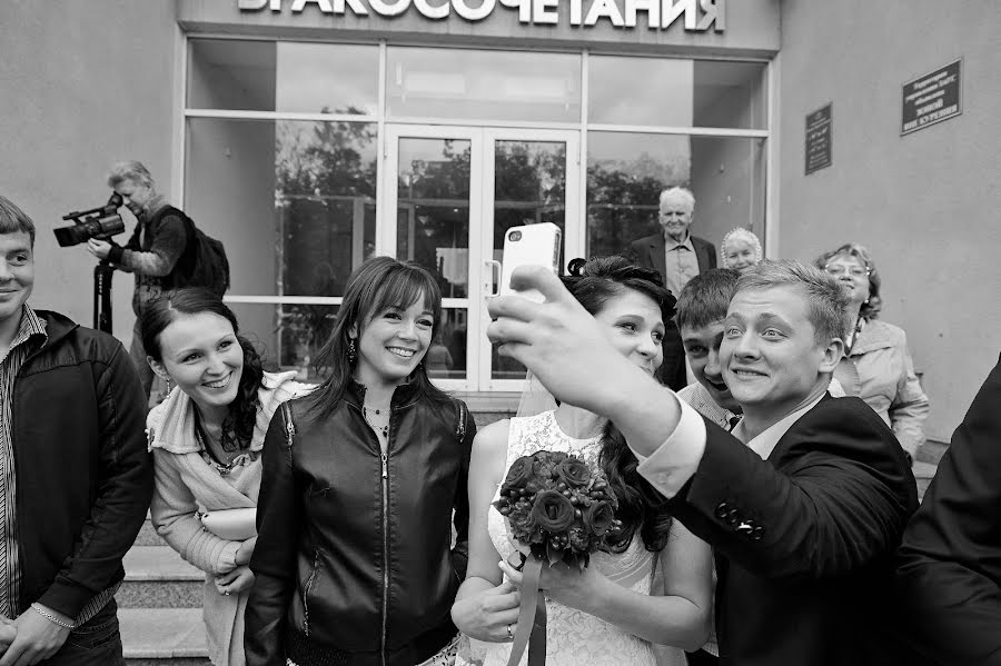 Wedding photographer Vladimir Gorbunov (vladigo). Photo of 9 October 2013