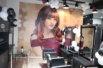 Lakme Salon photo 