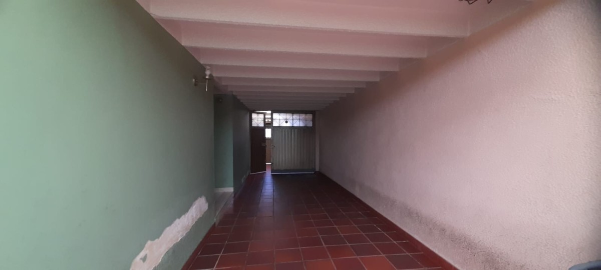 Casa En Venta - Alamos Norte, Bogota
