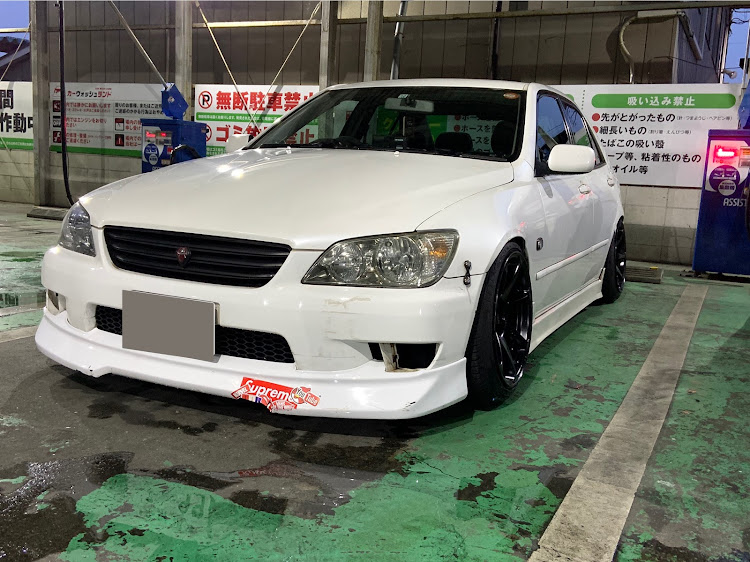 アルテッツァのキリッ顔・洗車・DIYに関するカスタム事例の投稿画像2枚目