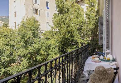 Villa en bord de mer avec jardin 4