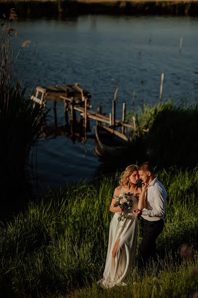 Fotógrafo de casamento Diana Voznyuk (dianavoznyuk). Foto de 30 de maio 2021