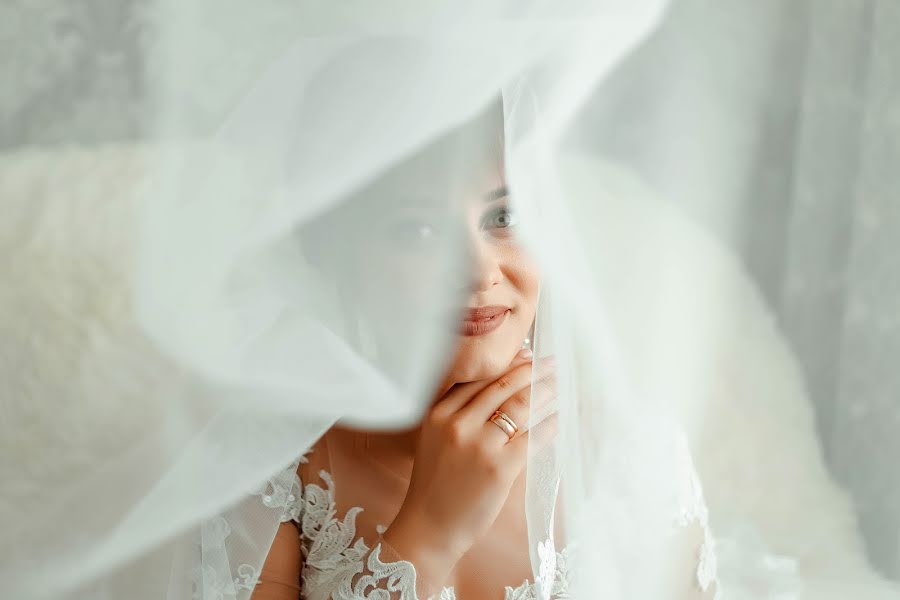 Fotógrafo de casamento Viktoriya Bestuzheva (bestuzheva). Foto de 19 de setembro 2020