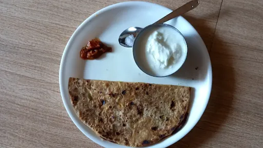 Paneer Pyaz Paratha