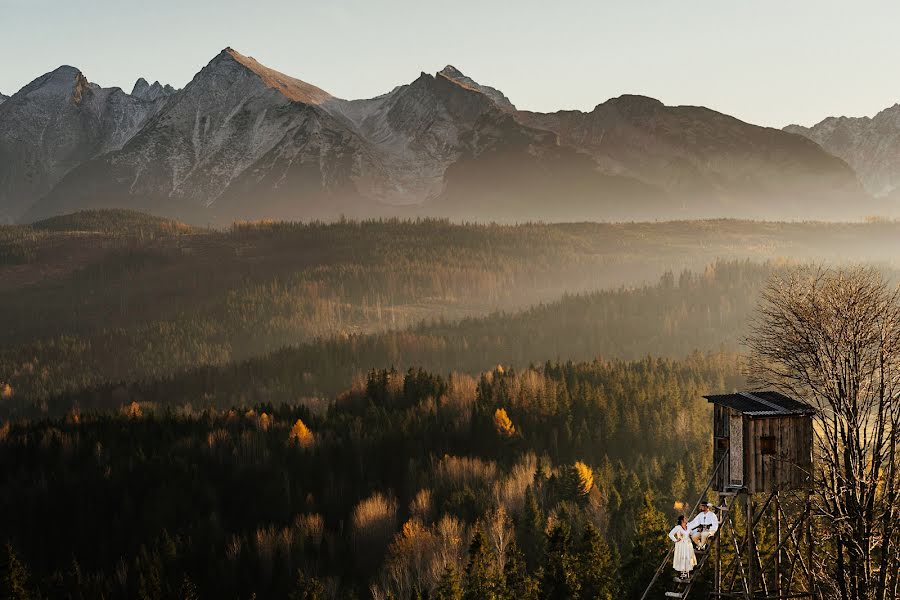 Fotógrafo de casamento Mariusz Duda (mariuszduda). Foto de 22 de março 2022