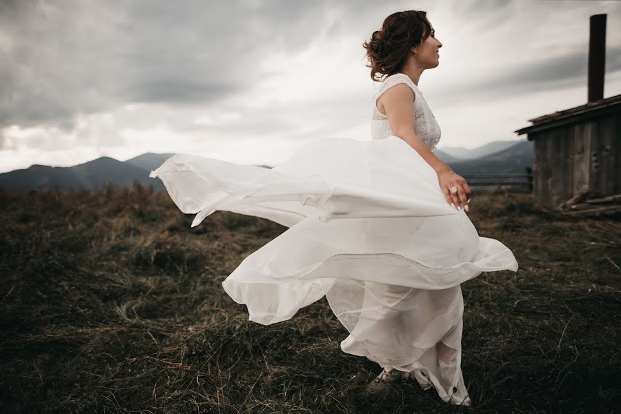 Esküvői fotós Veronika Likhovid (veronikalikhovid). Készítés ideje: 2019 március 22.