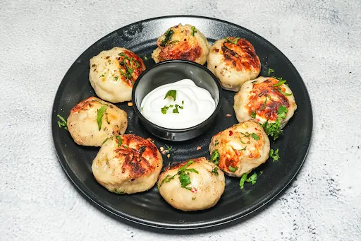 Veg Pan Fried Momos [8 Pieces]