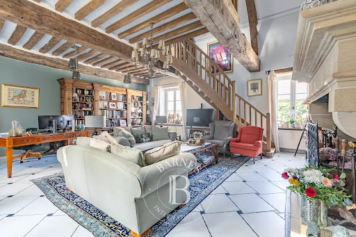 Prestige house for sale in Cinqueux (60940) with pool and garden