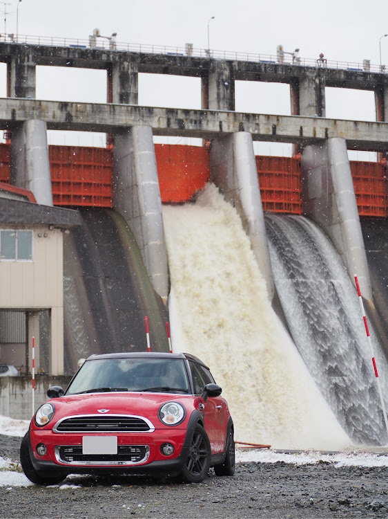 ミニ クラブマンのteam N.S.R・ダムとコラボ・目指せPickUpCars・幌加内町・ミラーレス一眼初心者に関するカスタム事例の投稿画像1枚目
