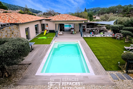 House with pool and terrace 2