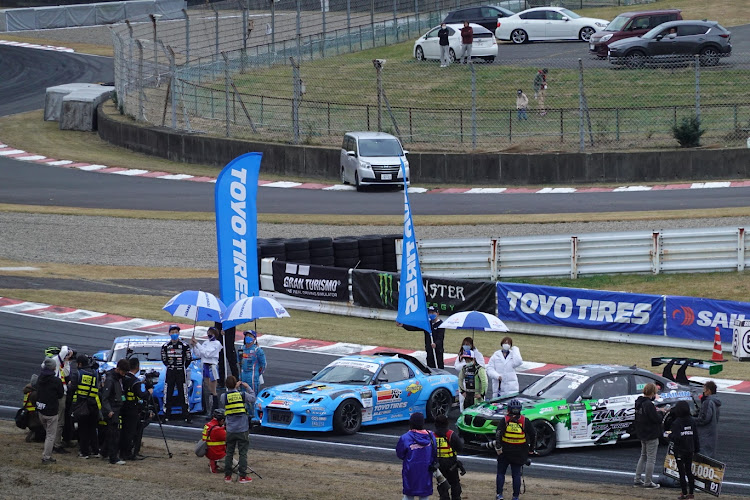 ロードスターのD1GP・オートポリス・シバタイヤ・RX-7・やまなみハイウェイに関するカスタム事例の投稿画像21枚目