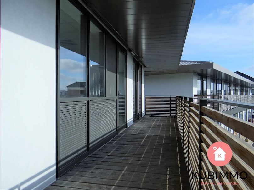 Location  locaux professionnels 1 pièce 50 m² à Chanteloup-en-Brie (77600), 790 €