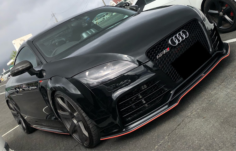 TT クーペの右斜め前写真展に関するカスタム事例の投稿画像1枚目