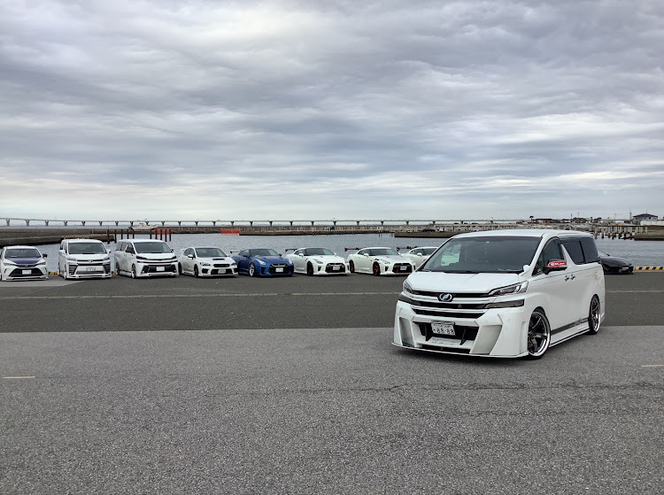 ヴェルファイアのKuhl Racing・team kuhl's・UMF木更津に関するカスタム事例の投稿画像8枚目